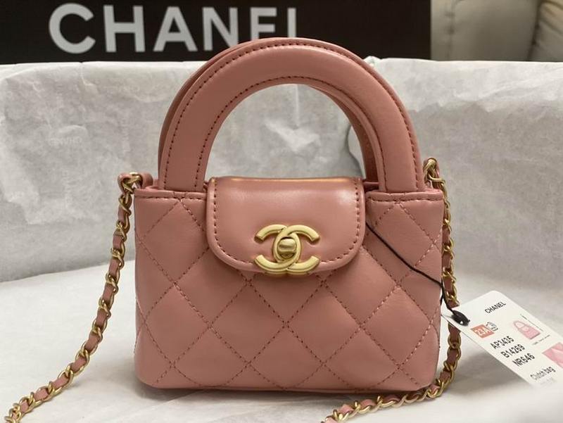 Chanel Handbags 571